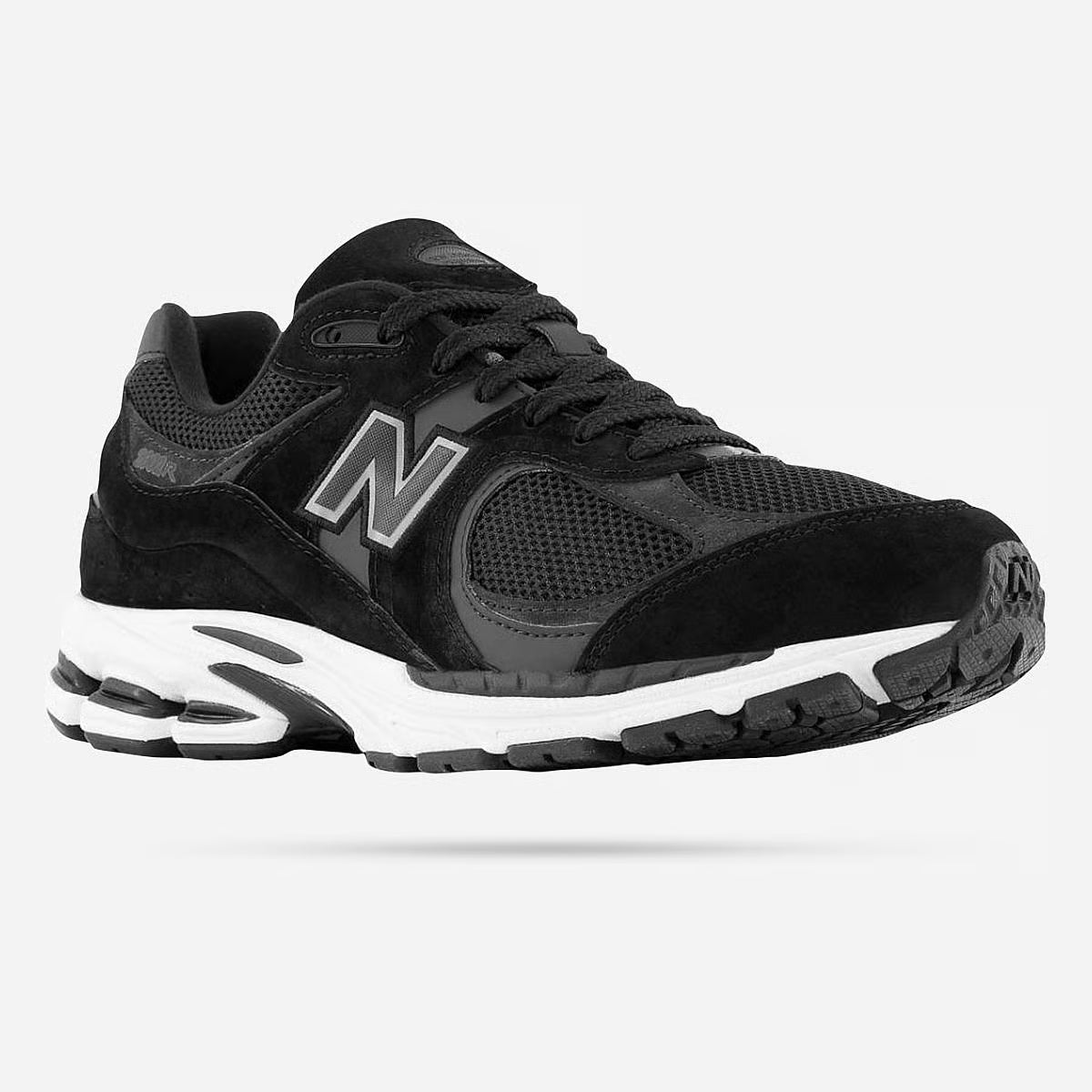 New Balance M2002R Zwart